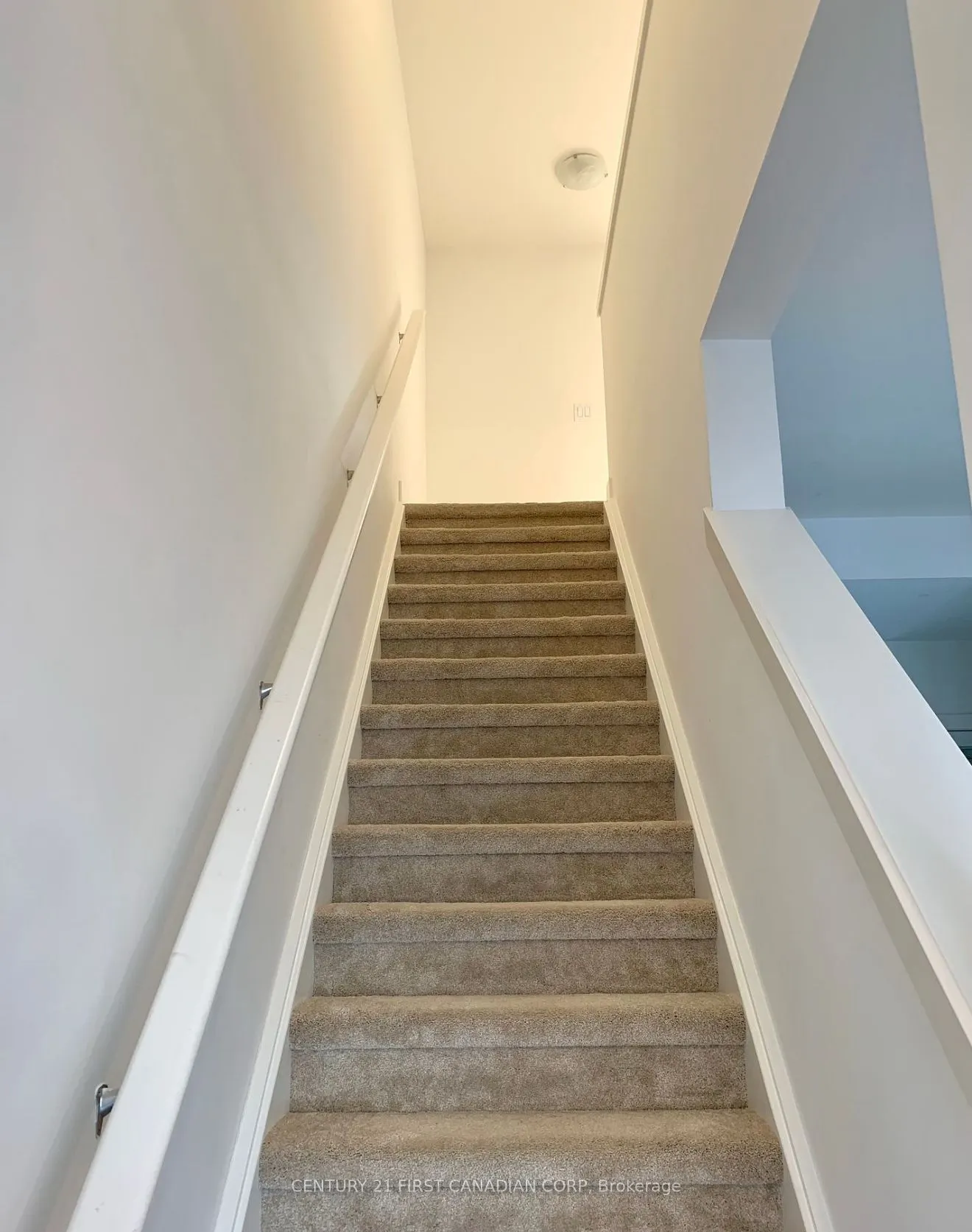 234 Edgevalley Road, #35