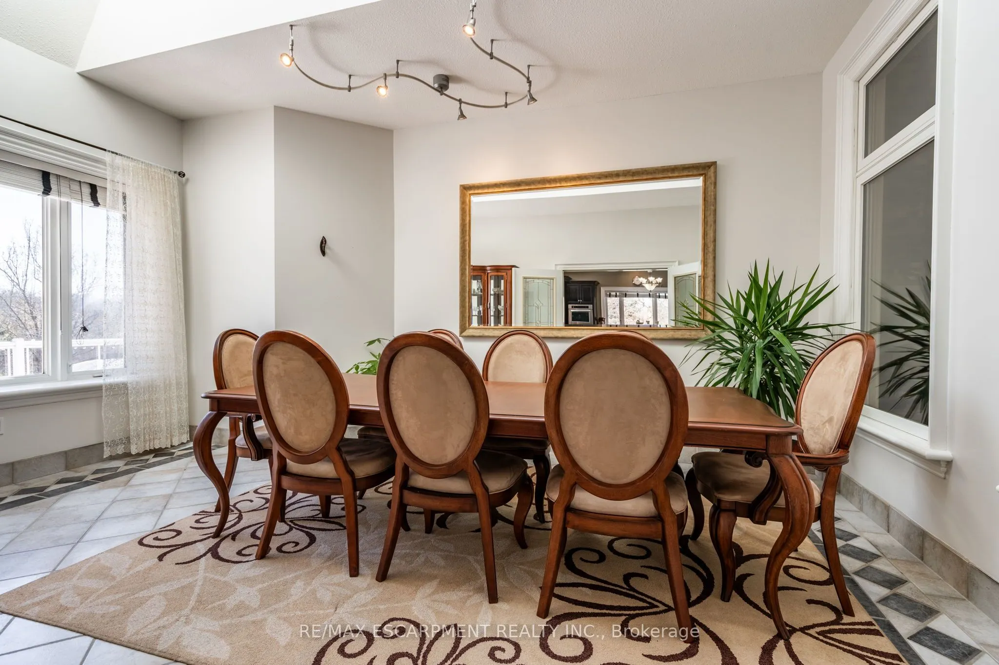 11 Palomino Drive