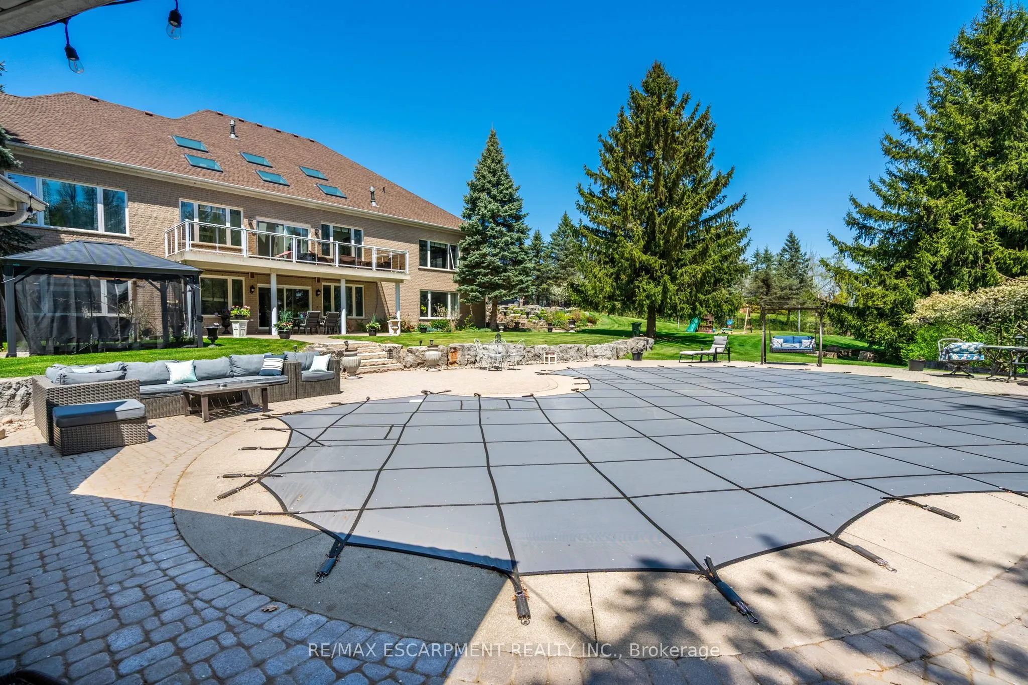 11 Palomino Drive