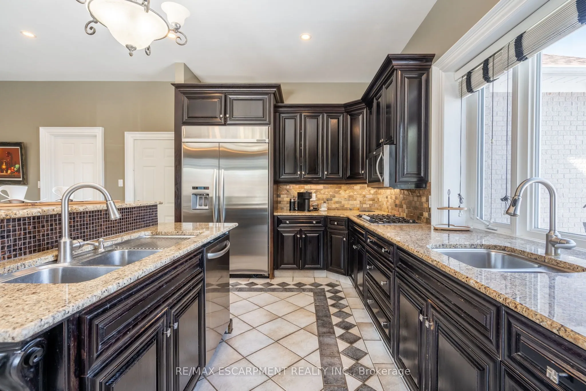 11 Palomino Drive