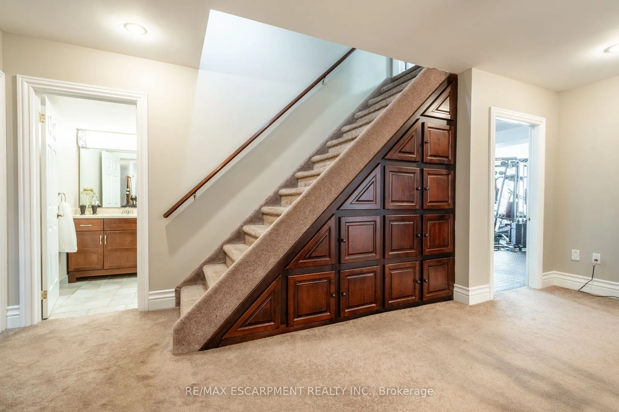 11 Palomino Drive