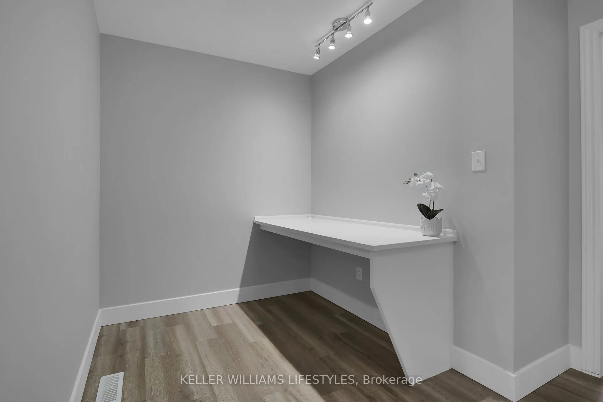 1924 CEDARHOLLOW Boulevard, #83