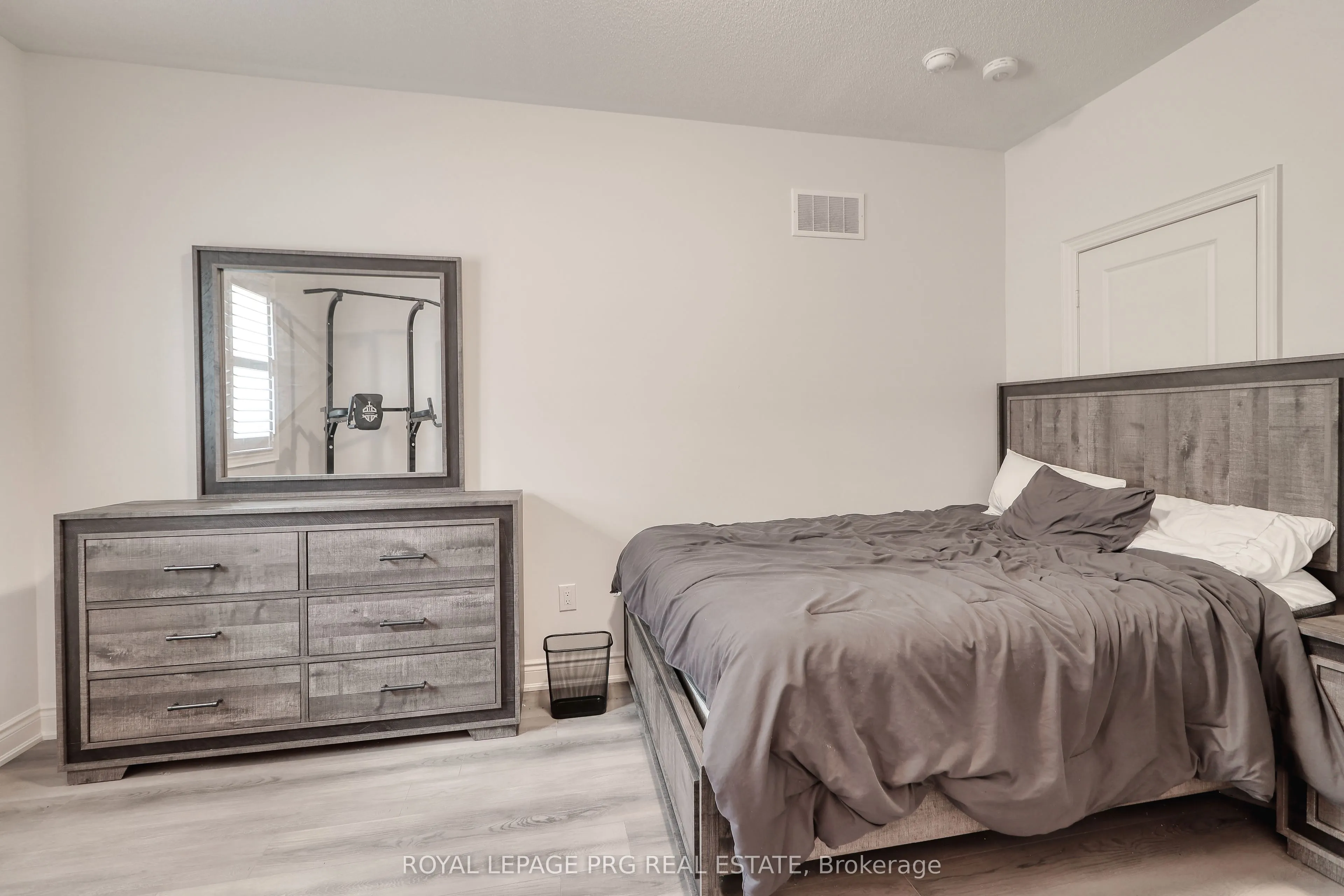 61 Cattail Crescent