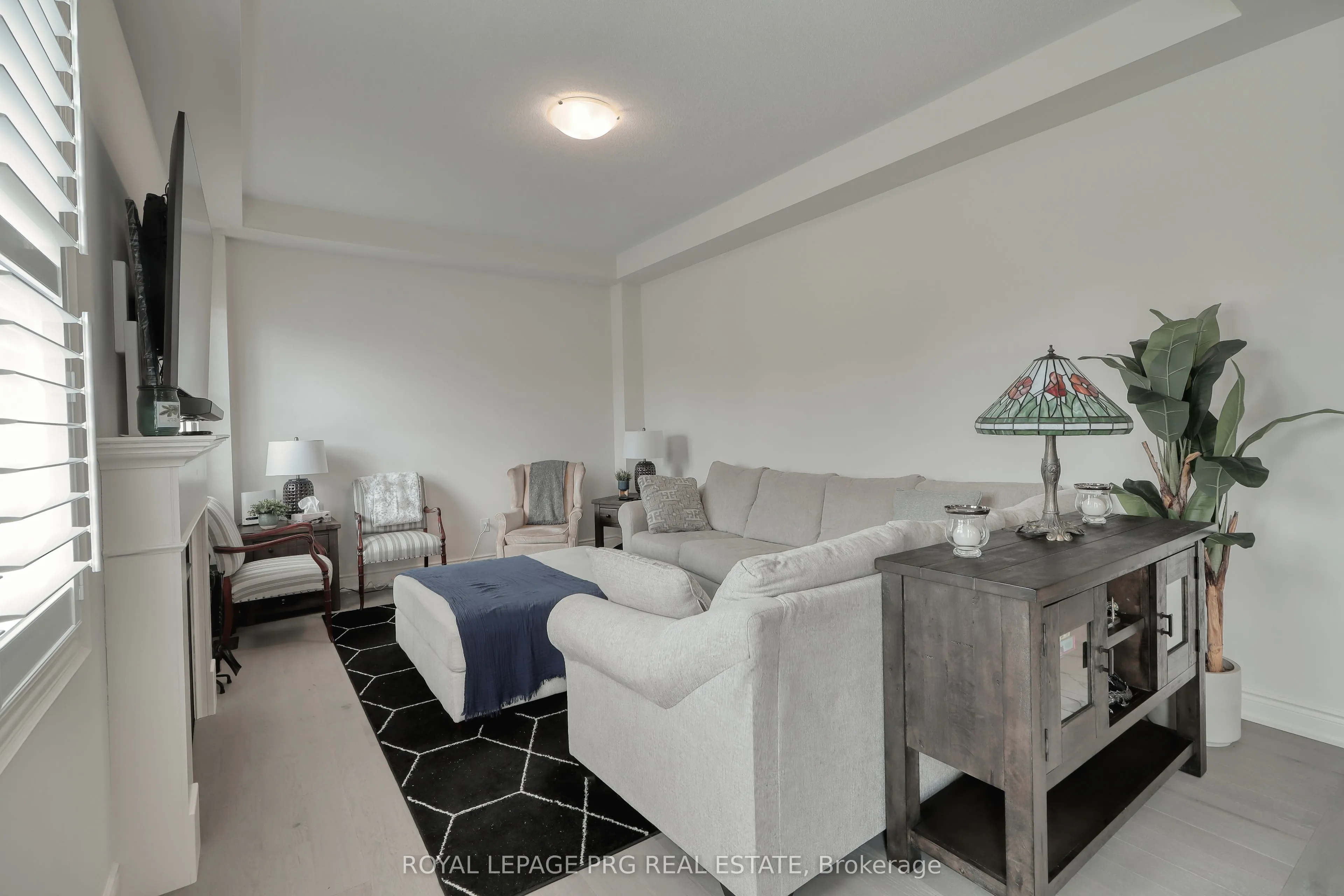 61 Cattail Crescent