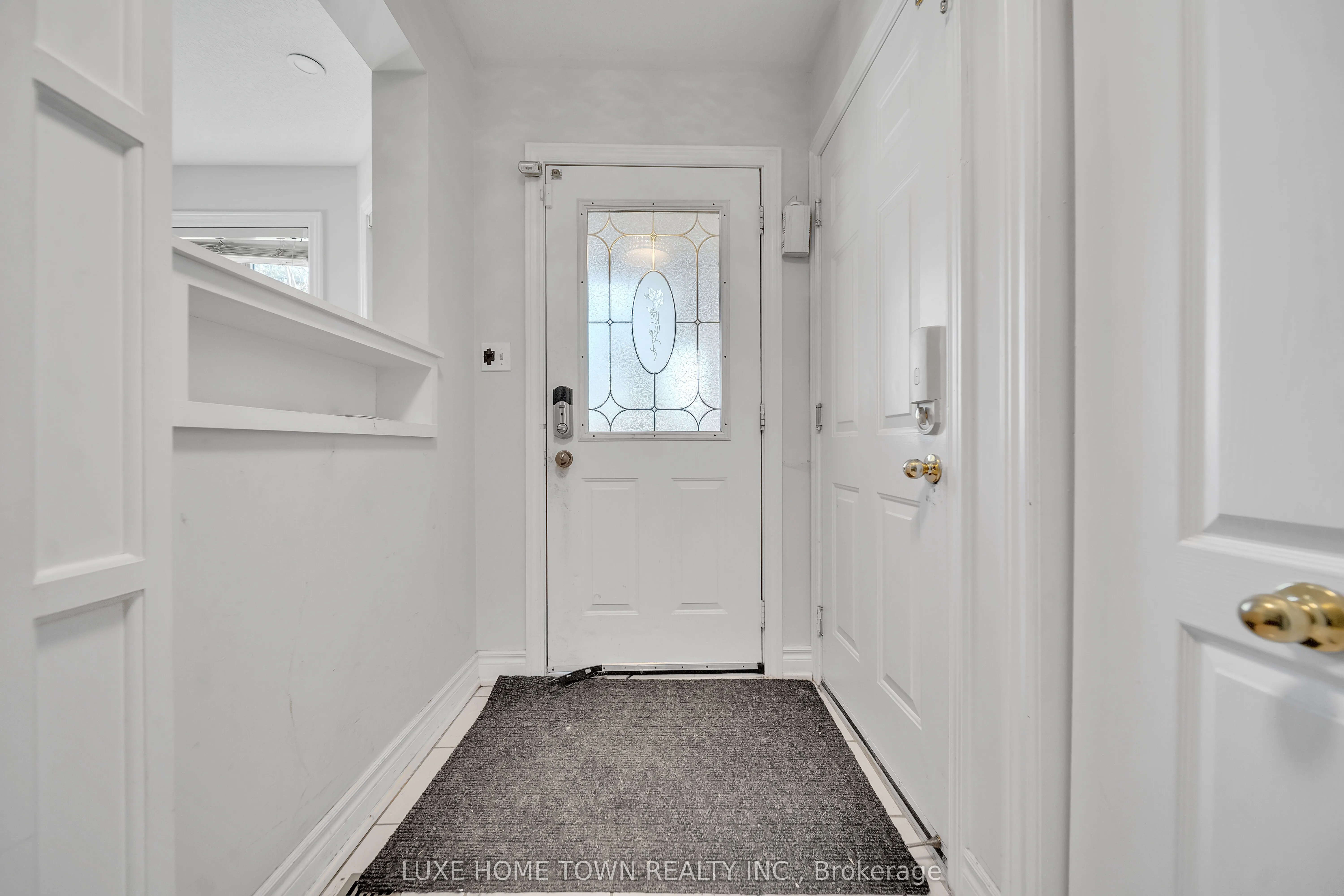 163 Stone Church Road E