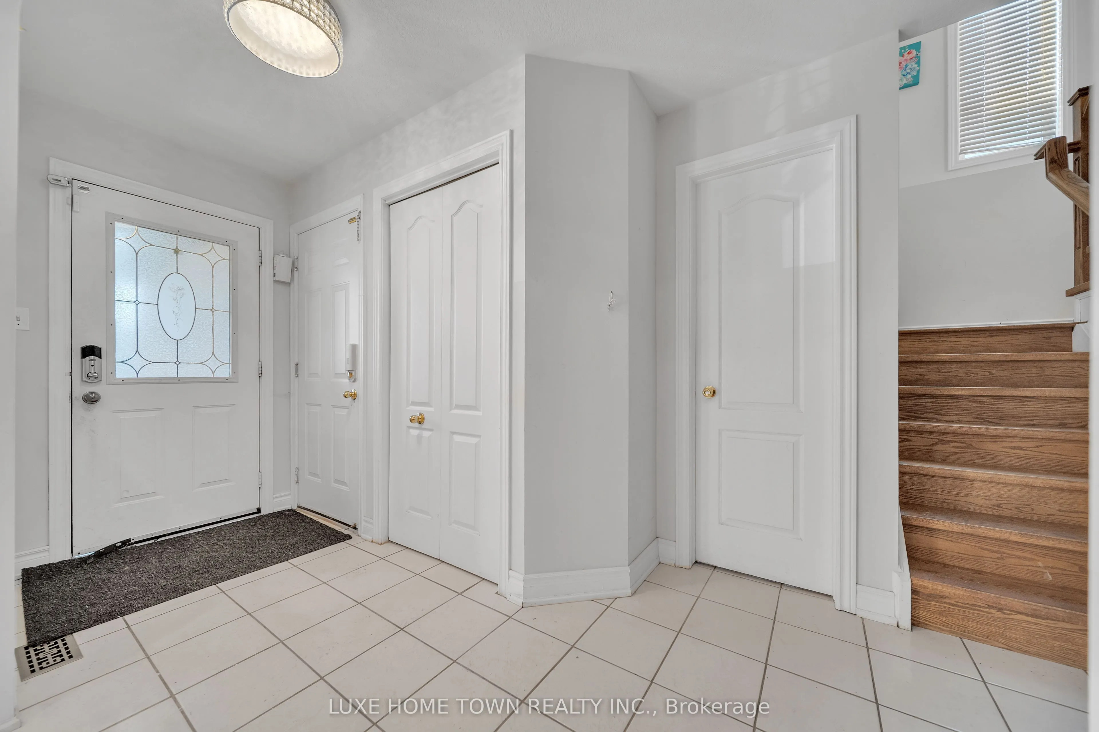 163 Stone Church Road E