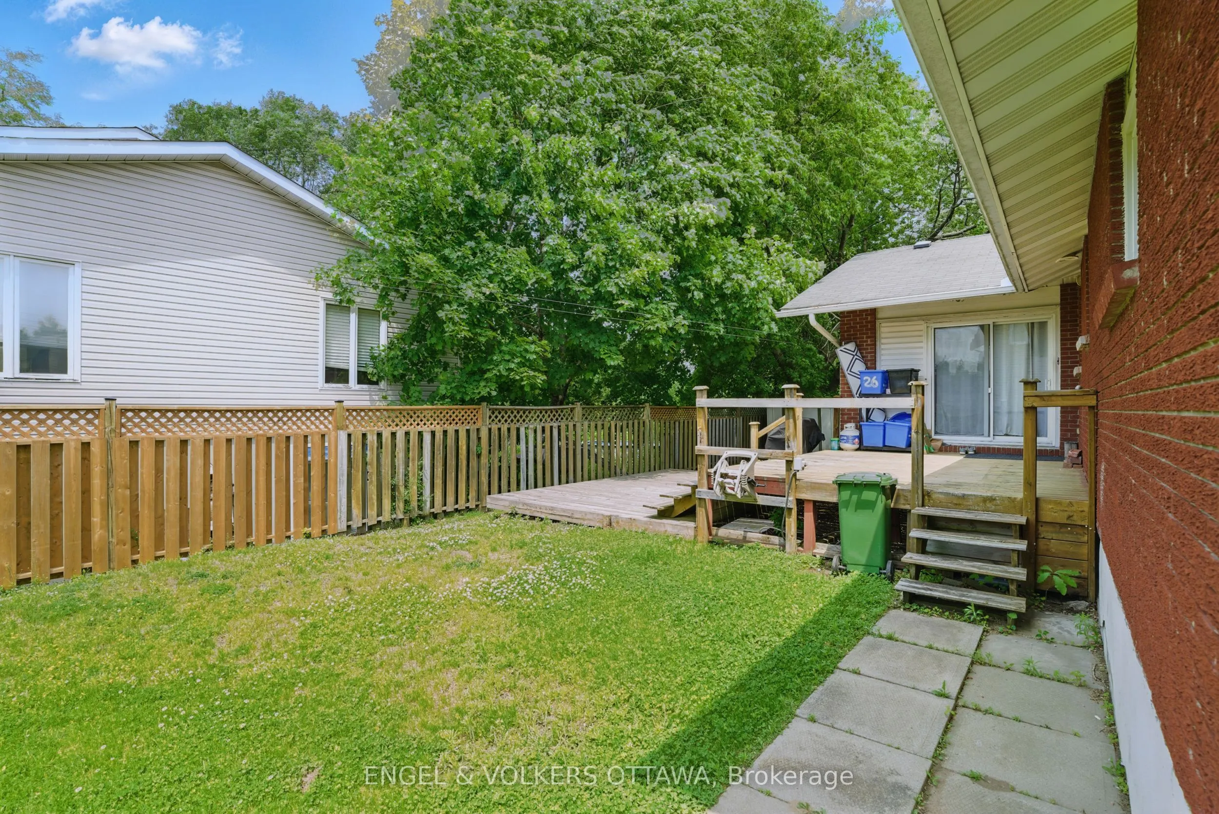 1427 Rosebella Avenue