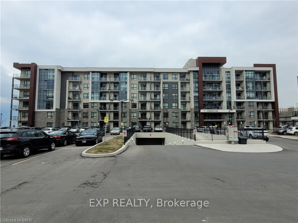 101 Shoreview Place, #106