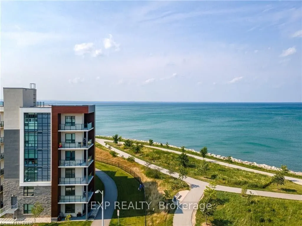 101 Shoreview Place, #106