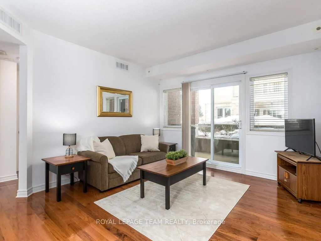 1113 Stittsville Main Street, #B