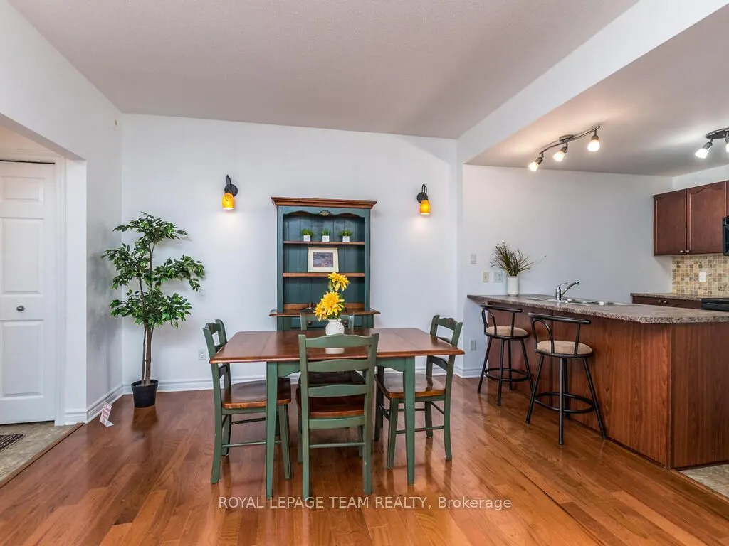 1113 Stittsville Main Street, #B