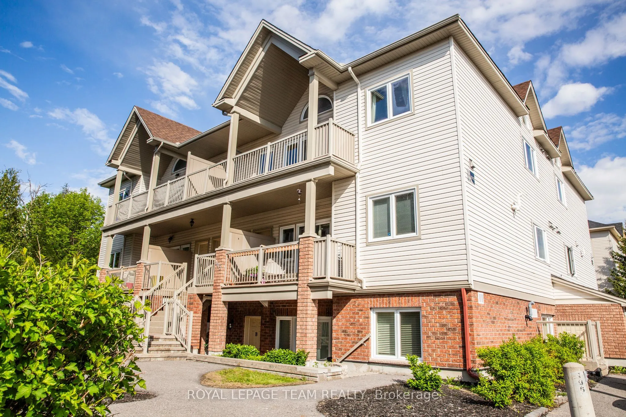 1113 Stittsville Main Street, #B