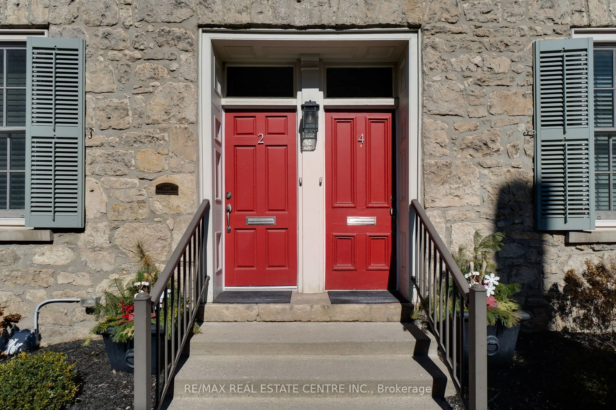 2 & 4 Warnock Street