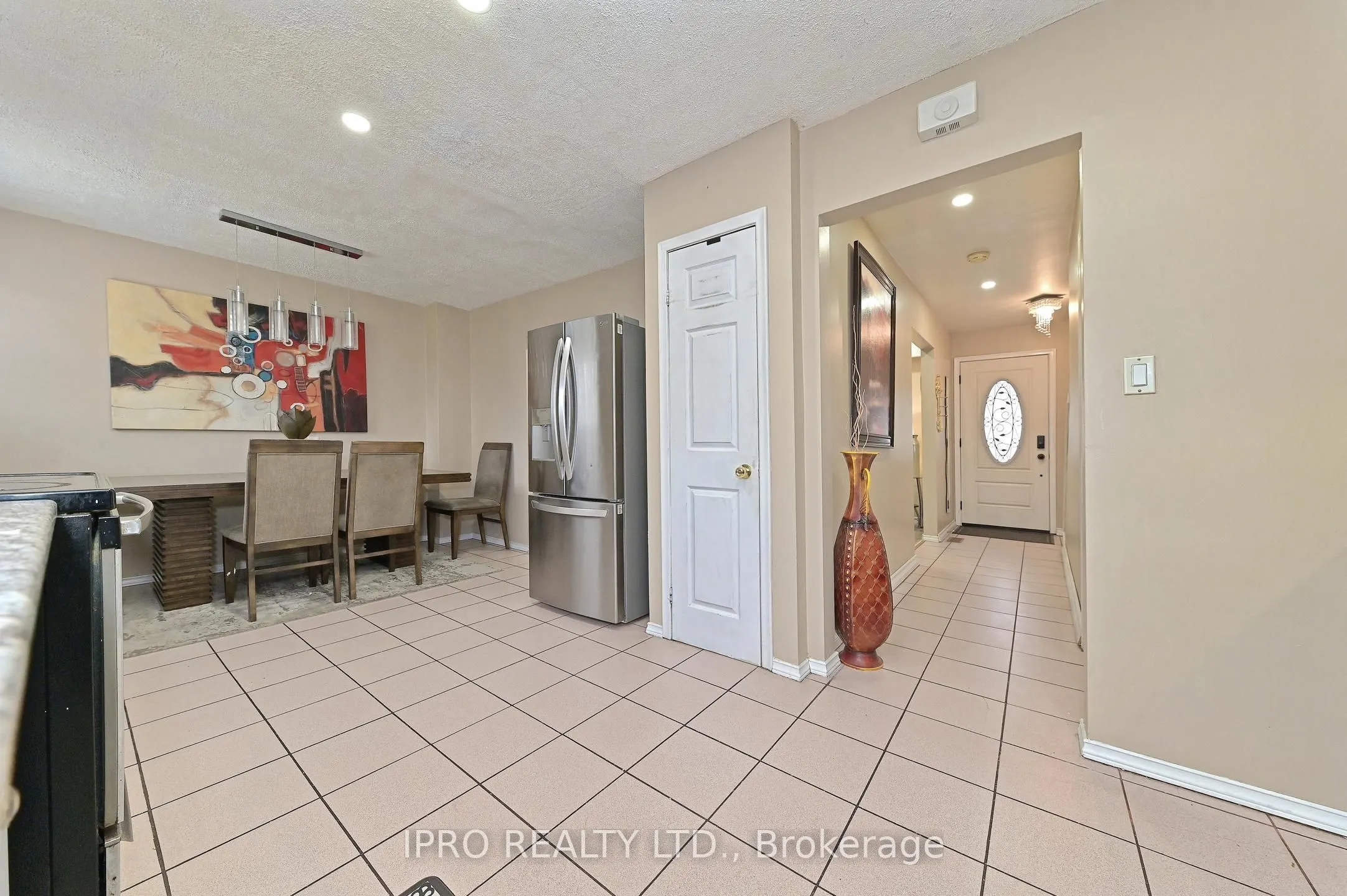98 Riverdale Drive