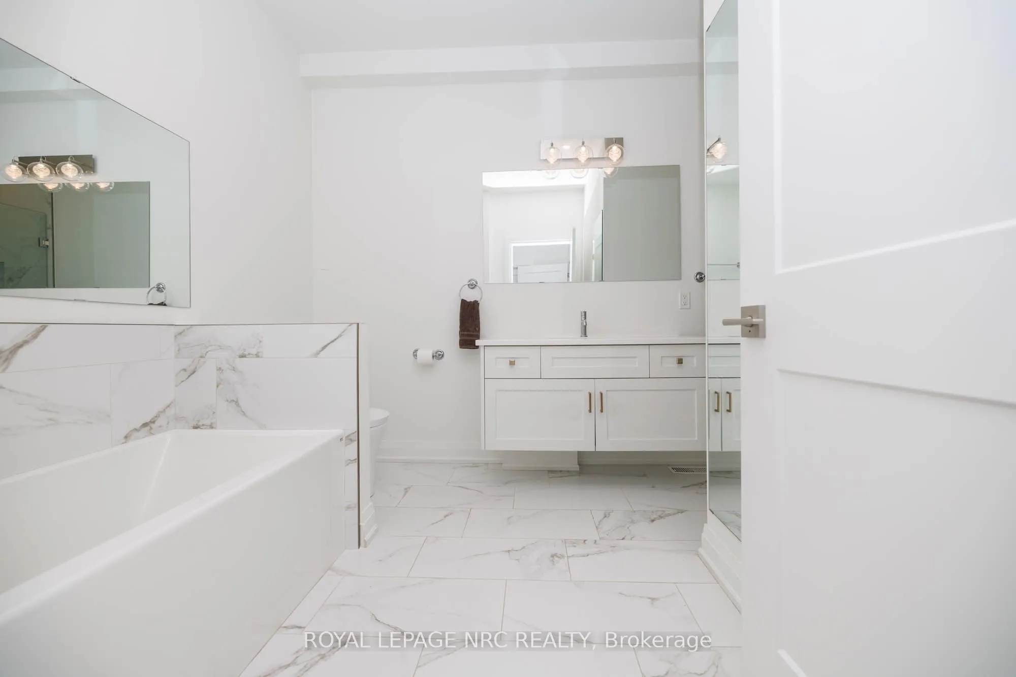 1465 Station Street, #3