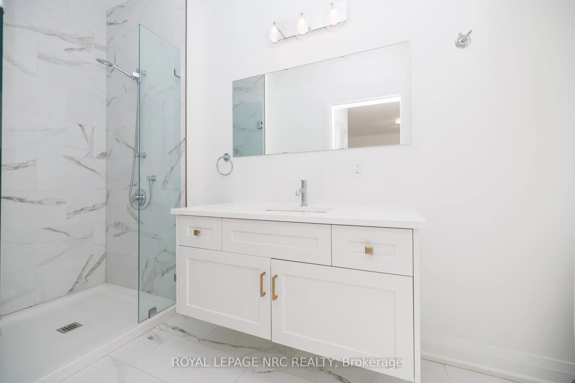 1465 Station Street, #3