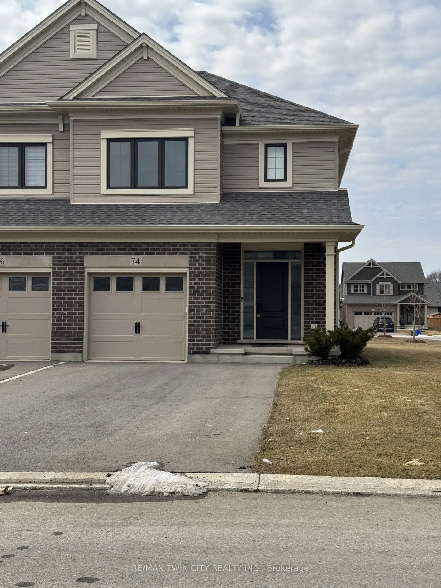 74 Keba Crescent