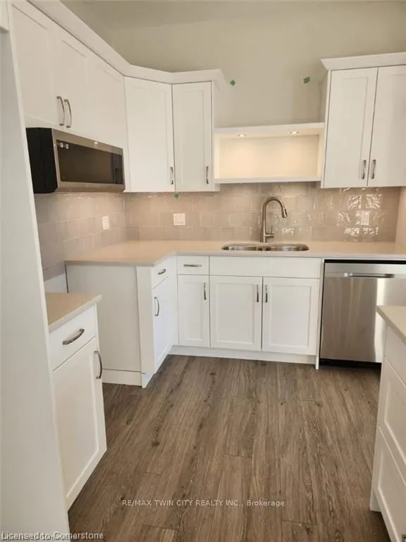 74 Keba Crescent