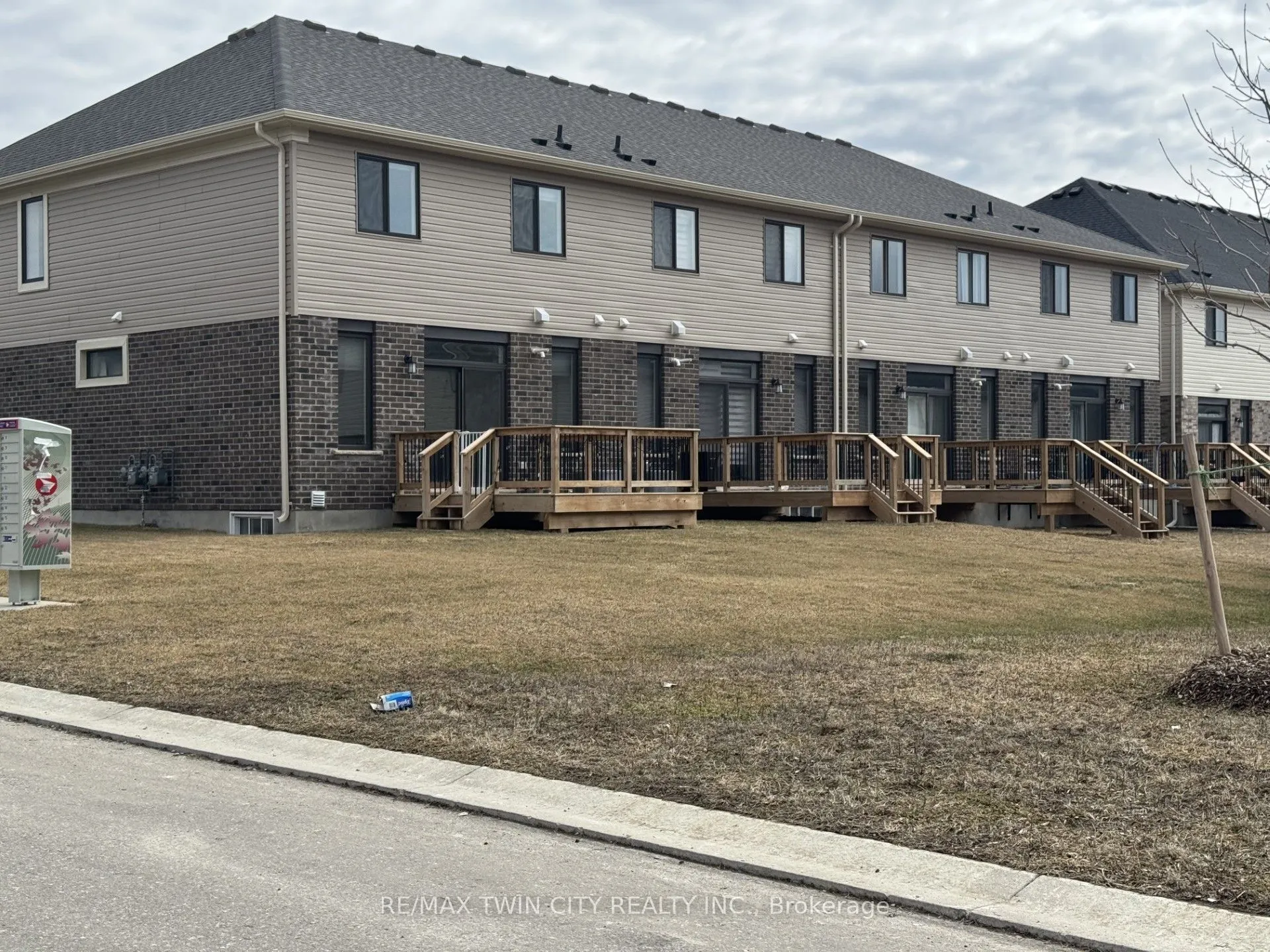 74 Keba Crescent