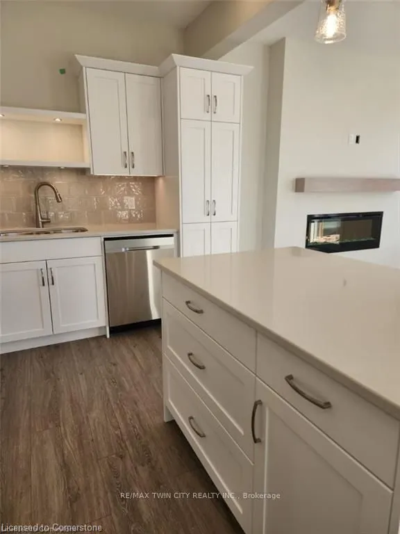 74 Keba Crescent
