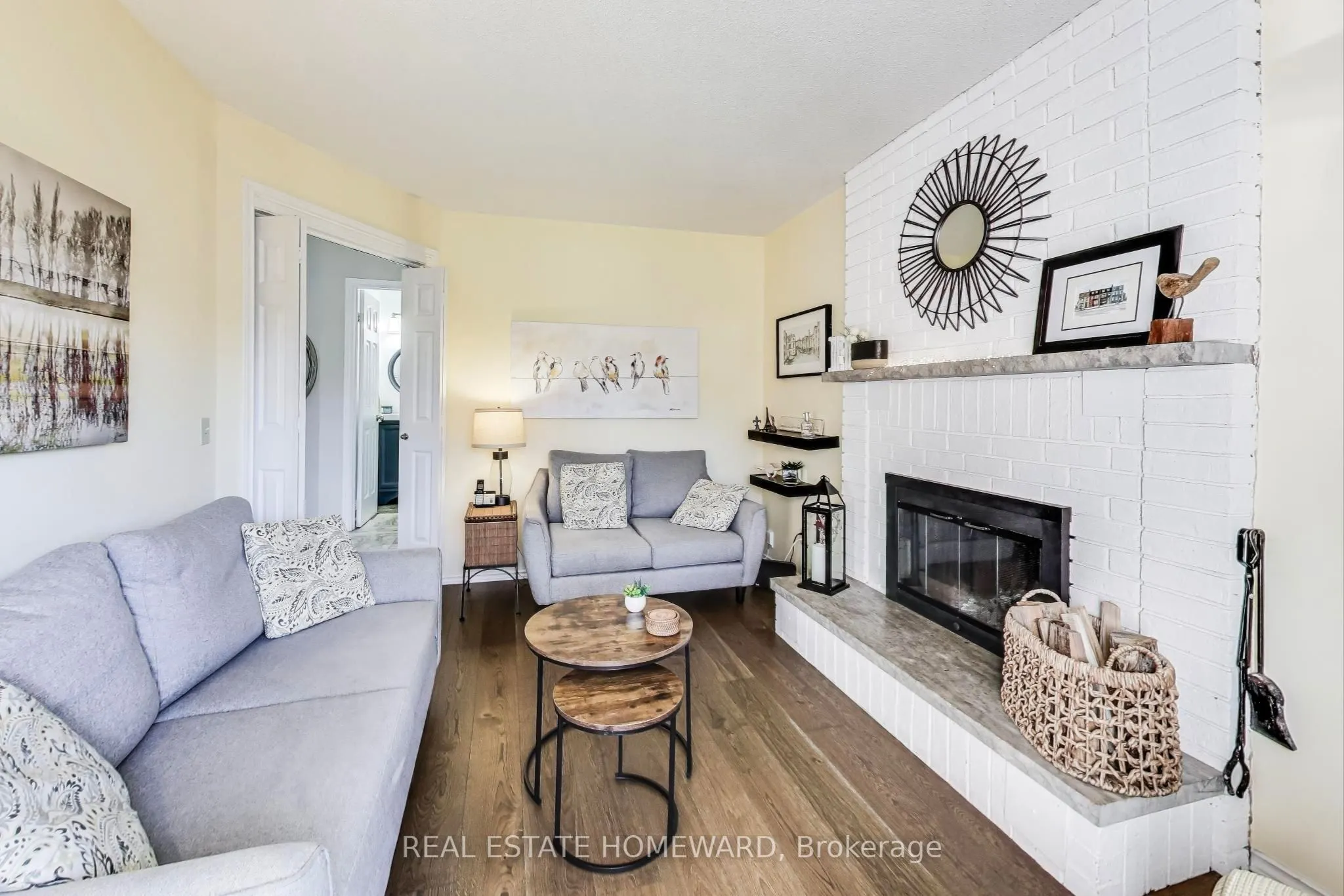 6 Hewson Drive