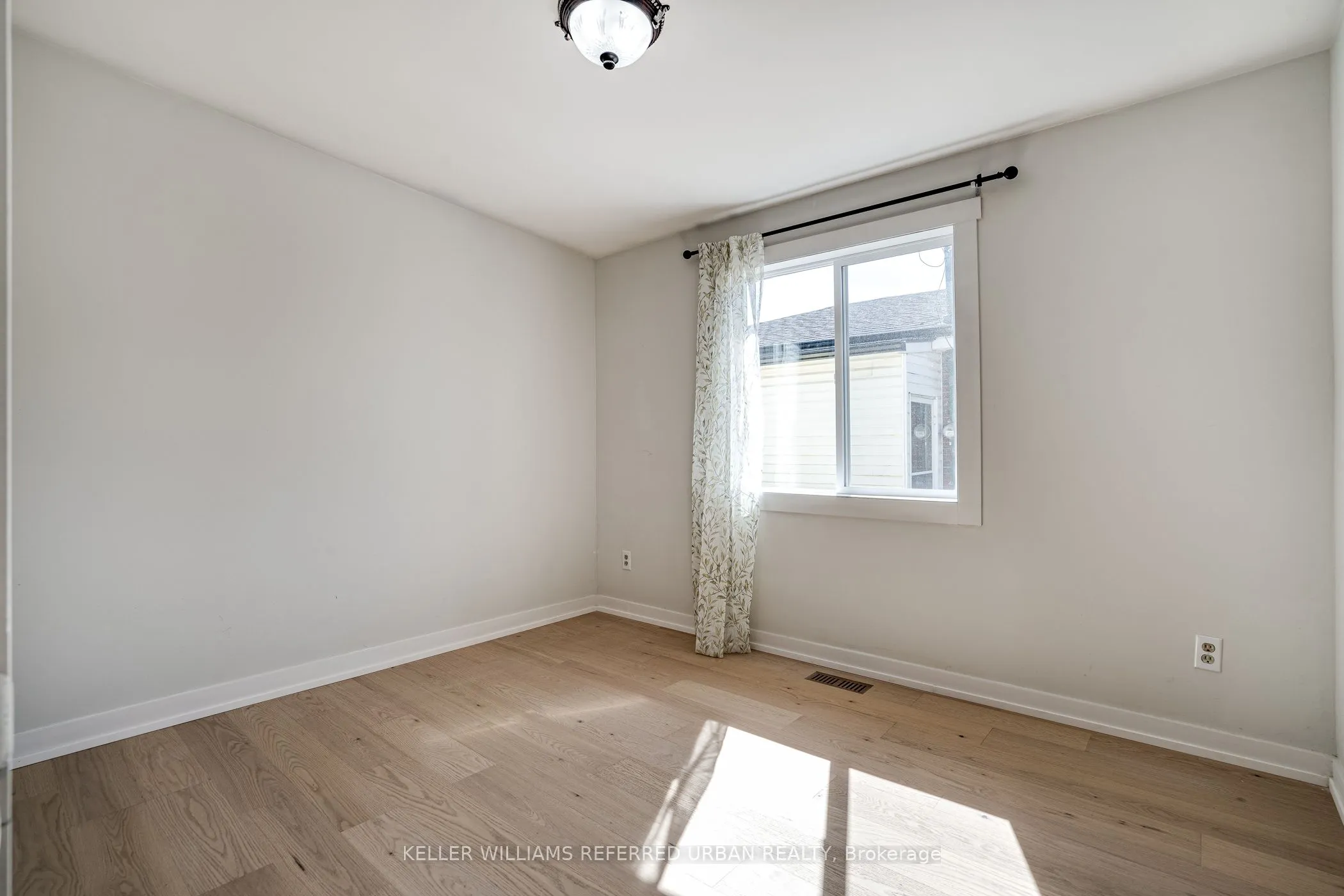 60 Fielding Crescent