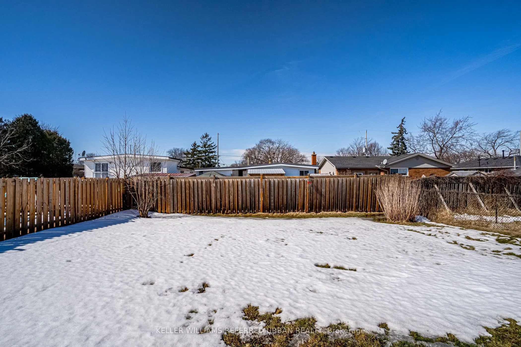 60 Fielding Crescent