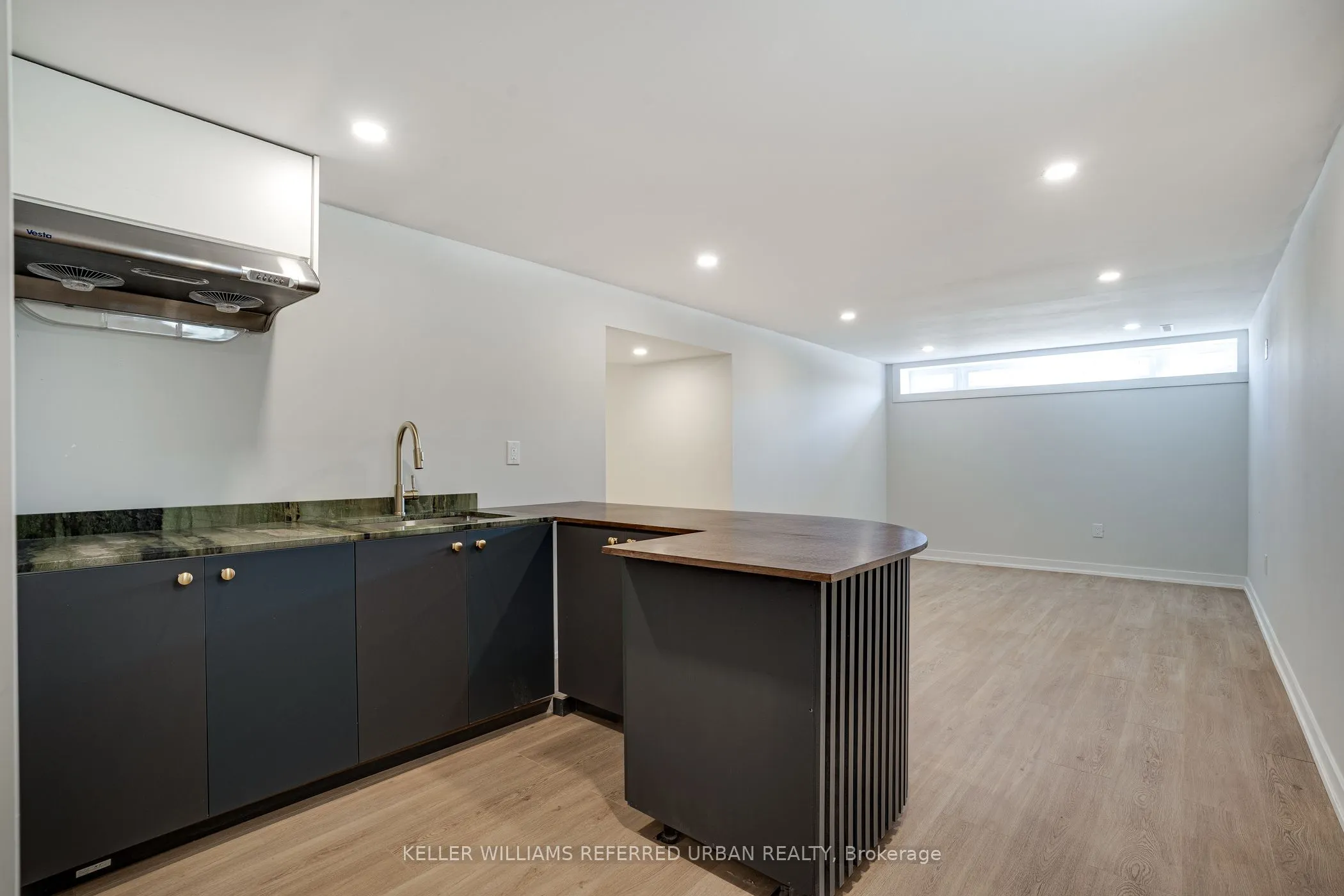 60 Fielding Crescent