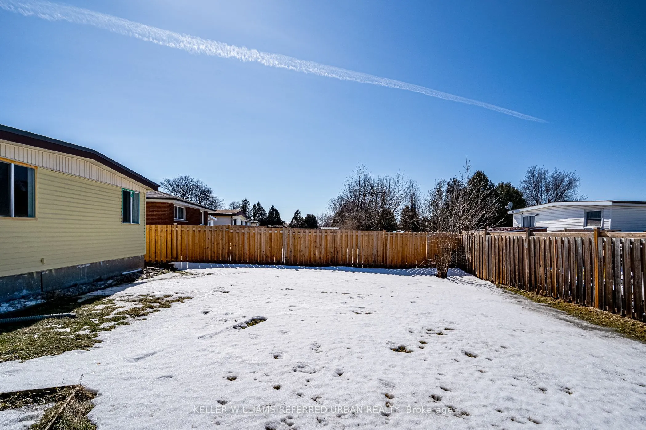 60 Fielding Crescent