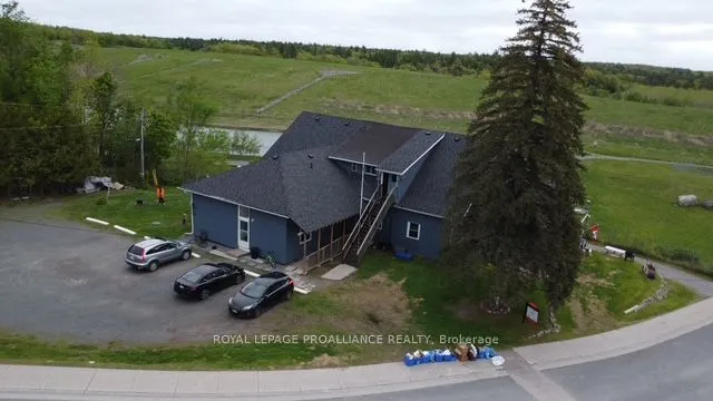 11 Private Road