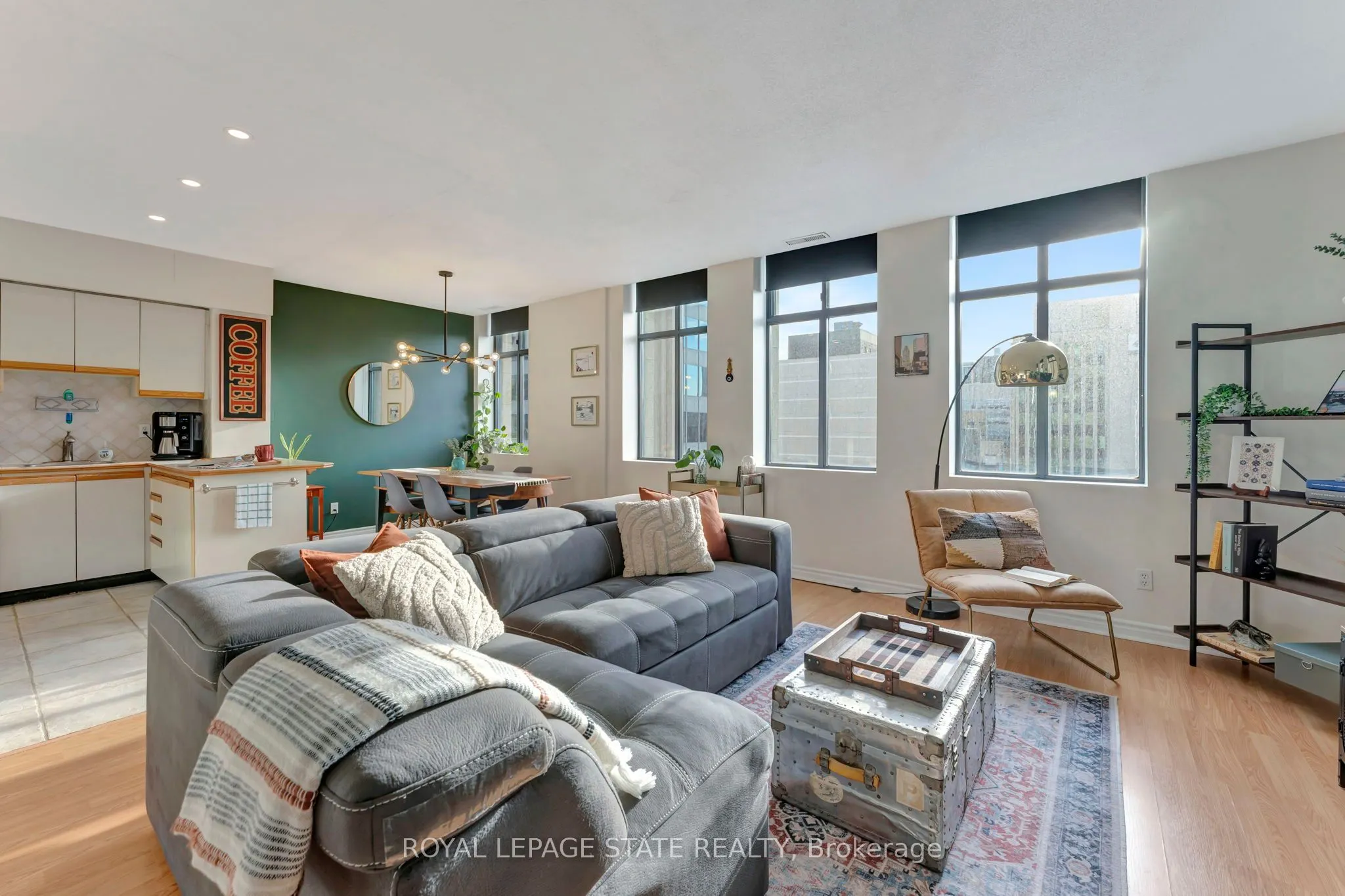 36 James Street S, #701