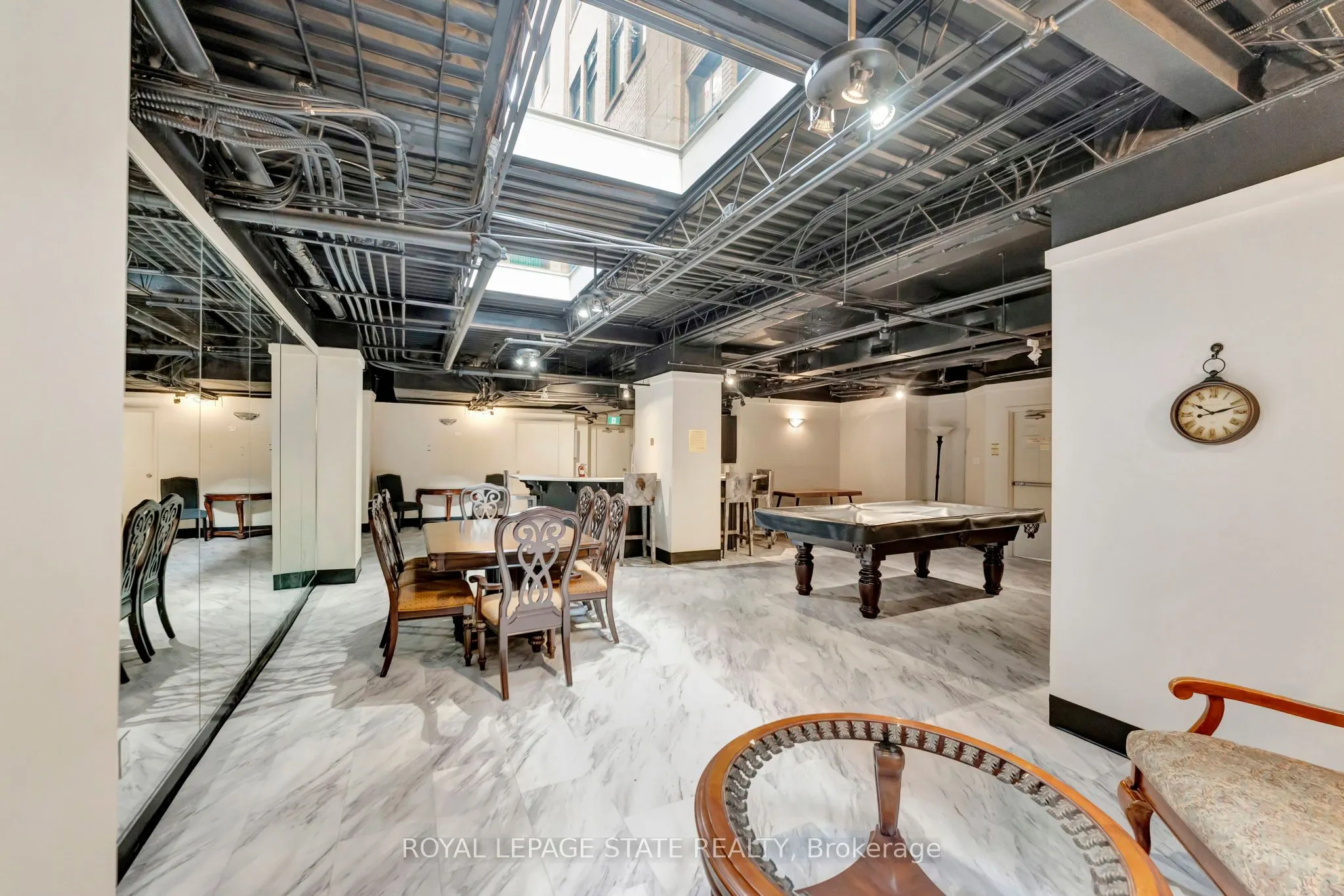 36 James Street S, #701