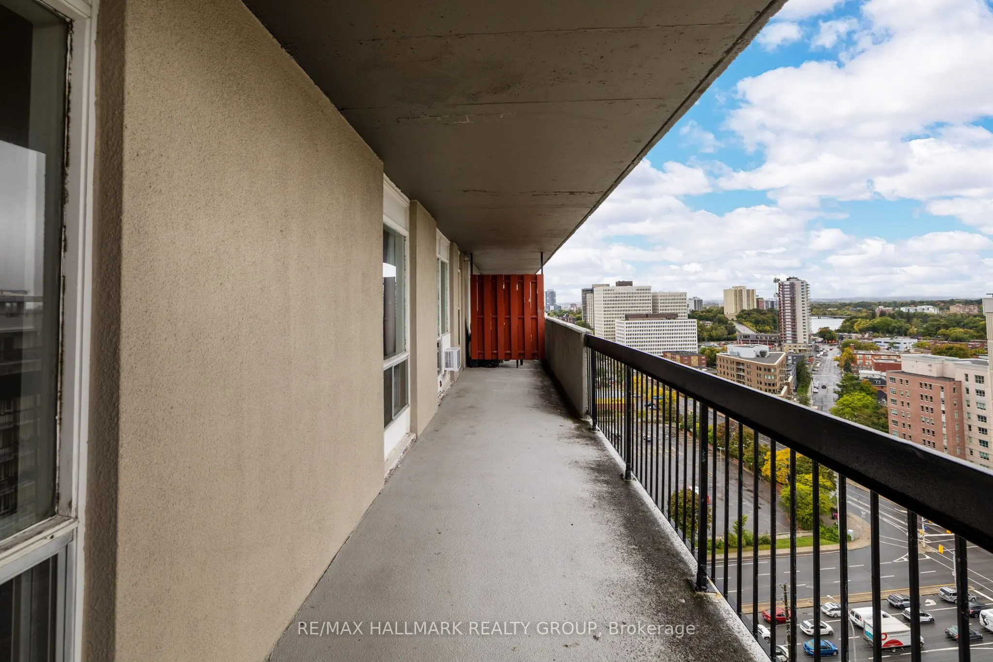 158B MCARTHUR Avenue #1906