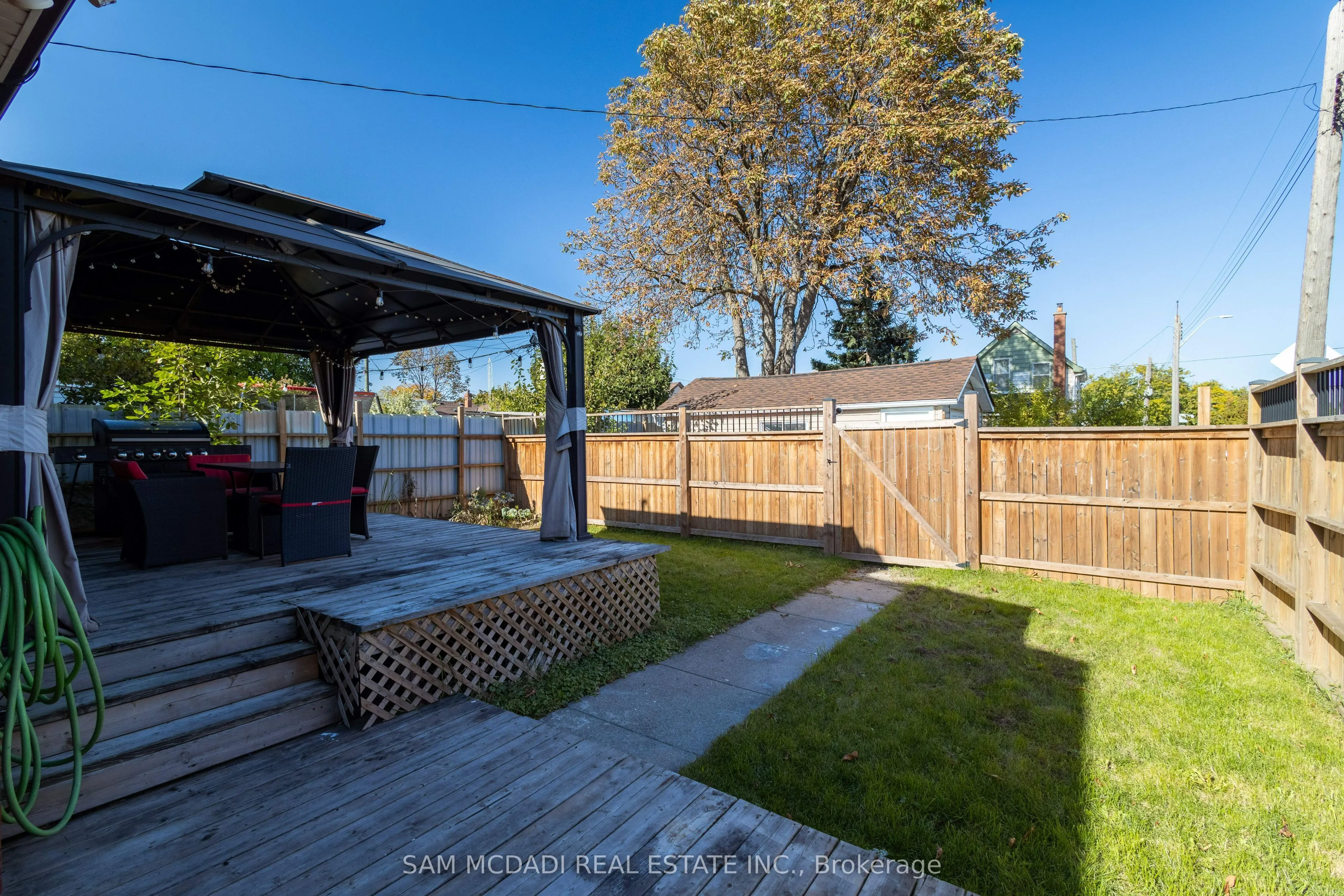 55 Allan Avenue