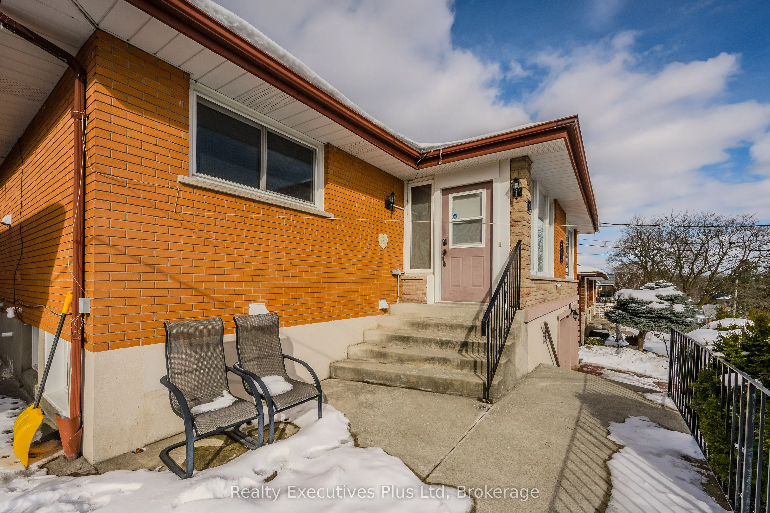 184 Grove Street
