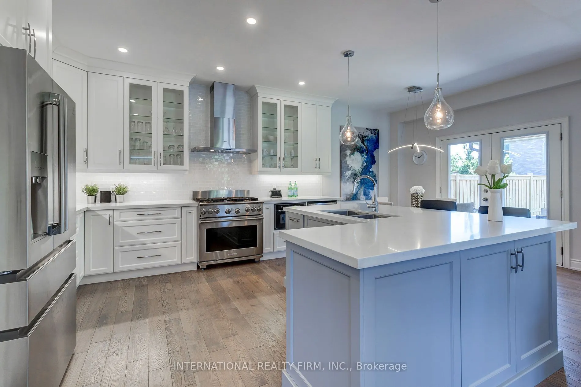 14 Lakeview Drive