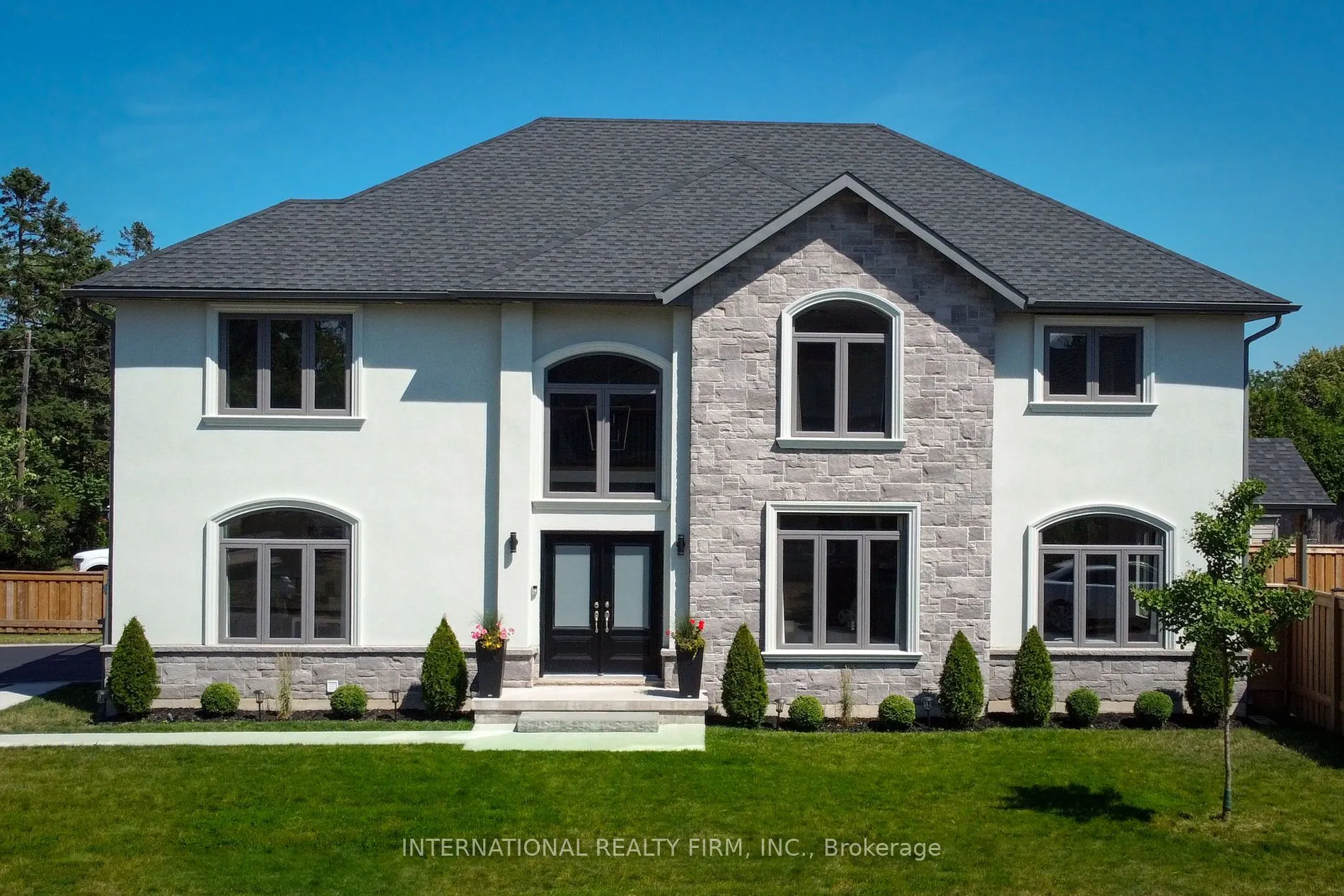 14 Lakeview Drive