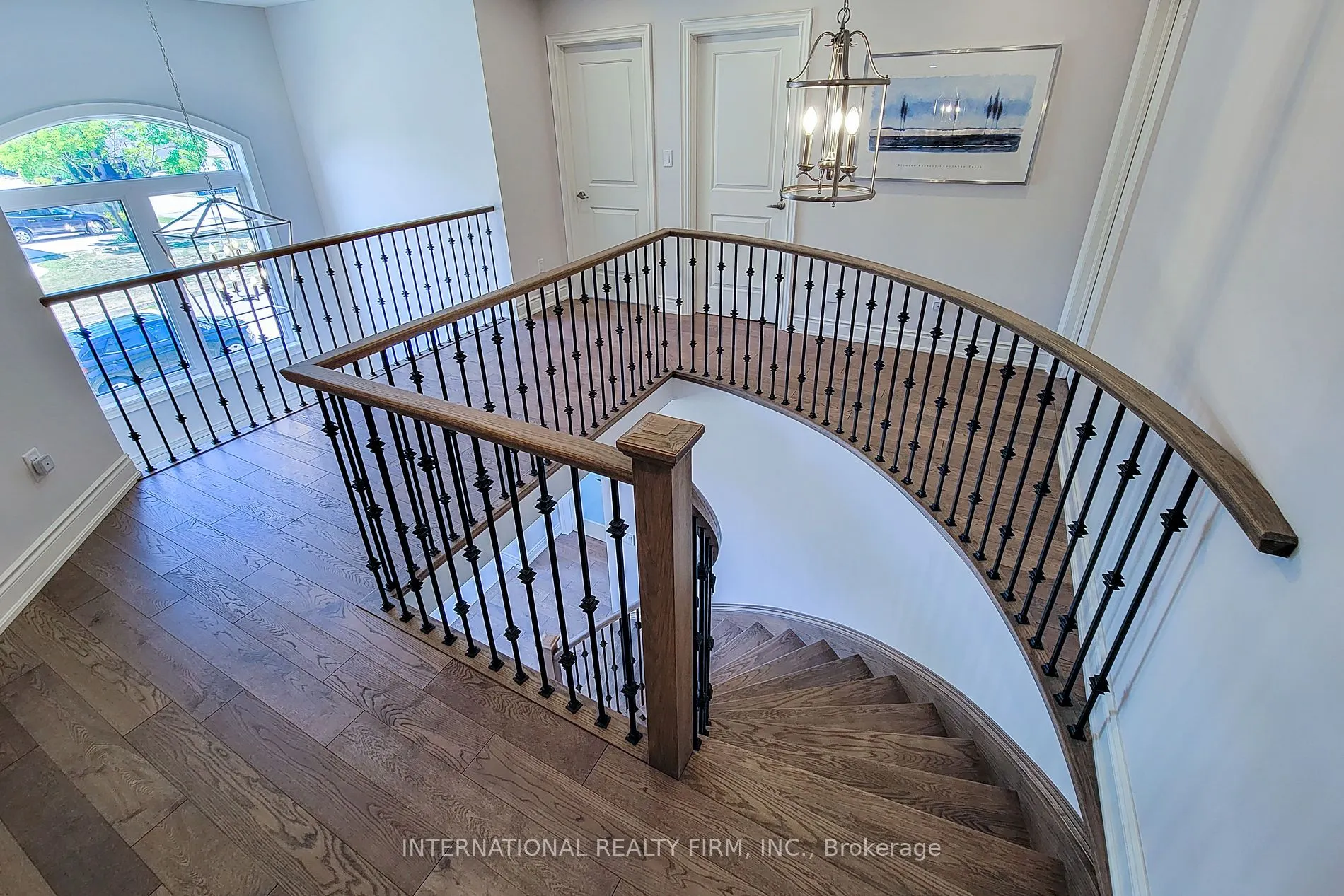 14 Lakeview Drive