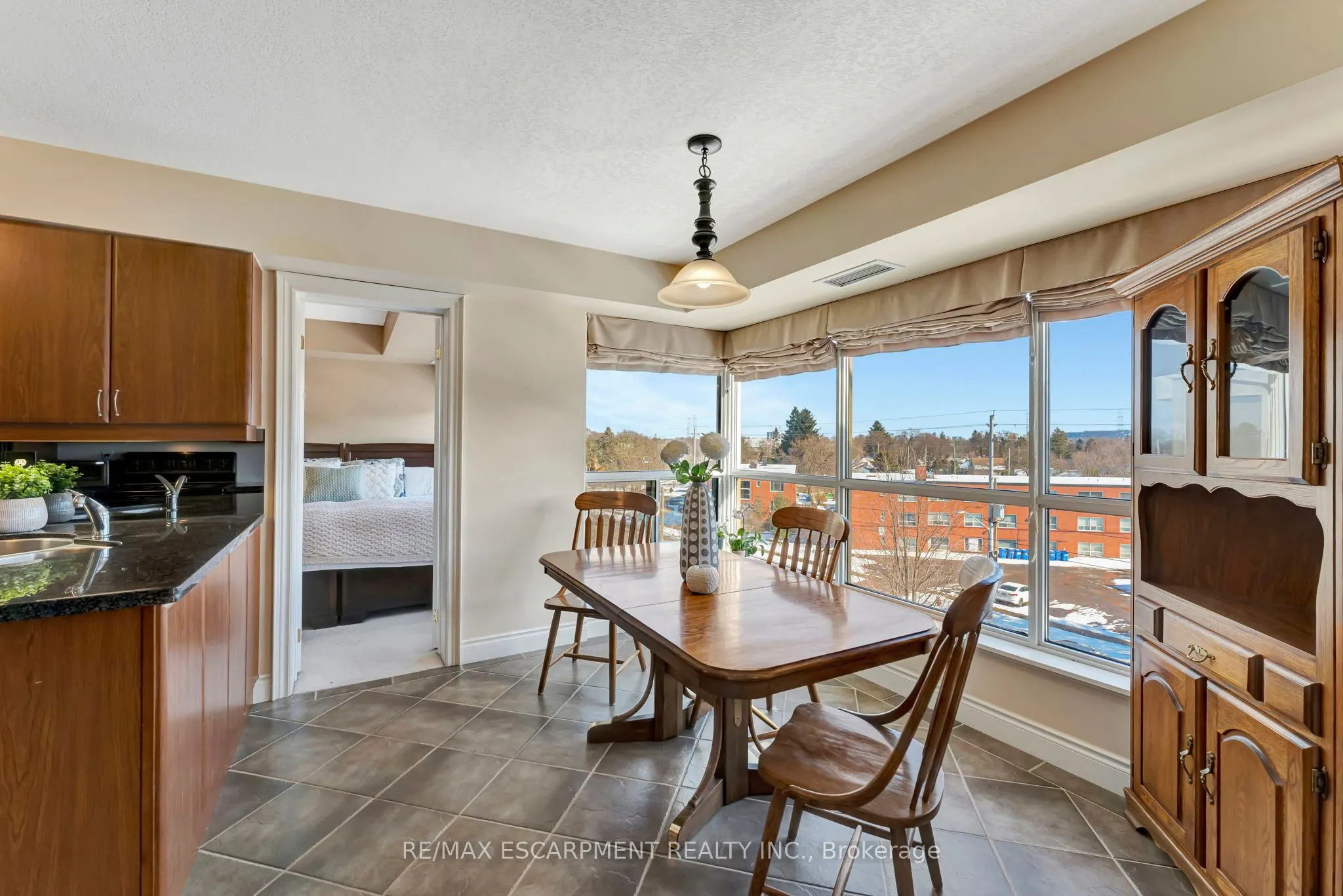 1770 Main Street W, #506