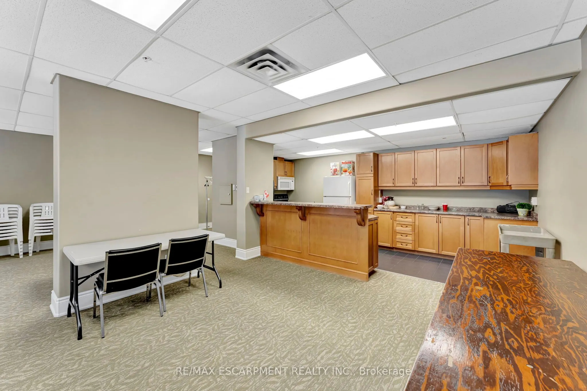 1770 Main Street W, #506