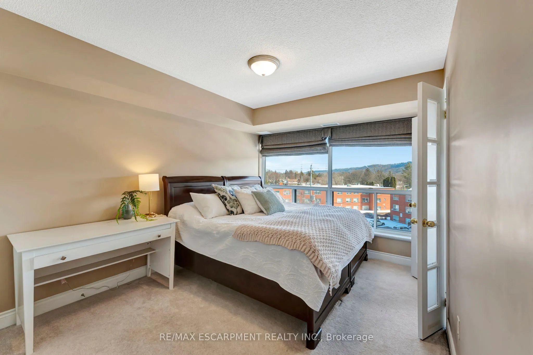 1770 Main Street W, #506
