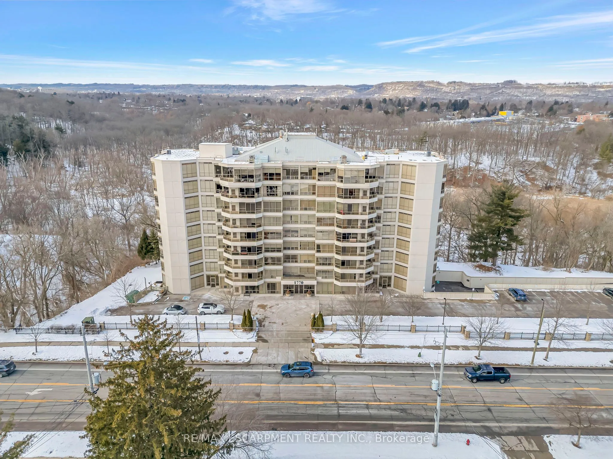 1770 Main Street W, #506