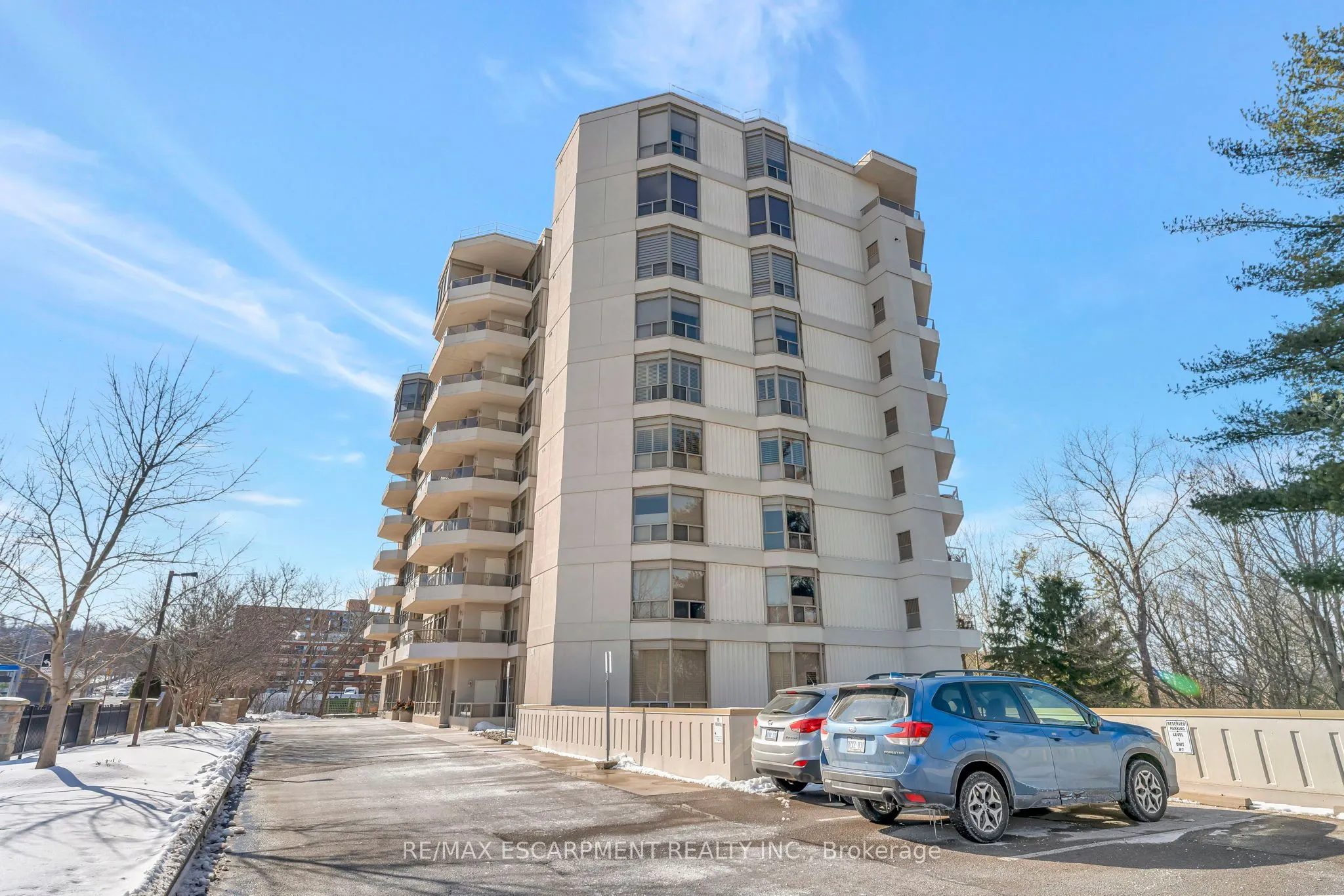 1770 Main Street W, #506