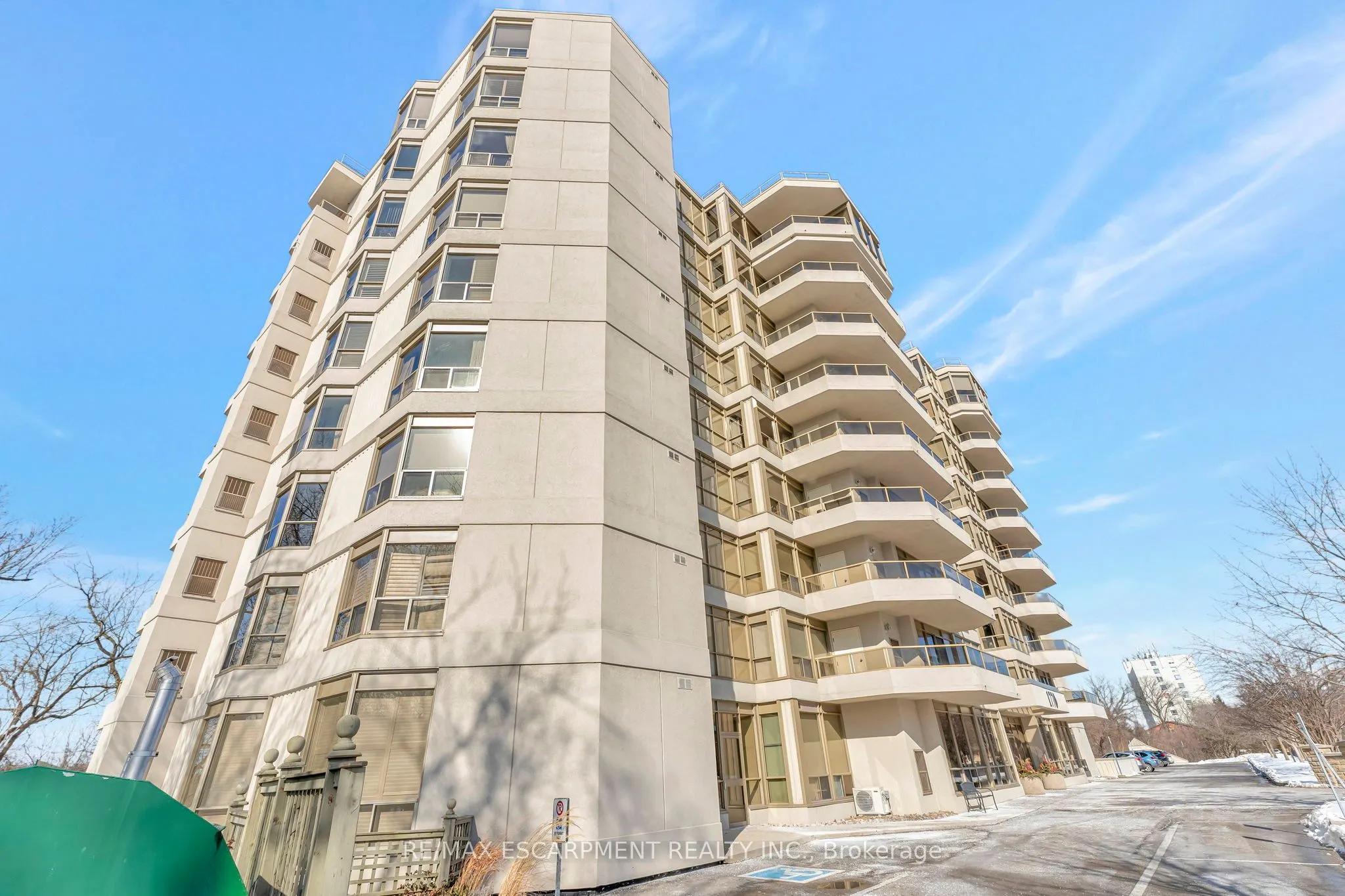 1770 Main Street W, #506