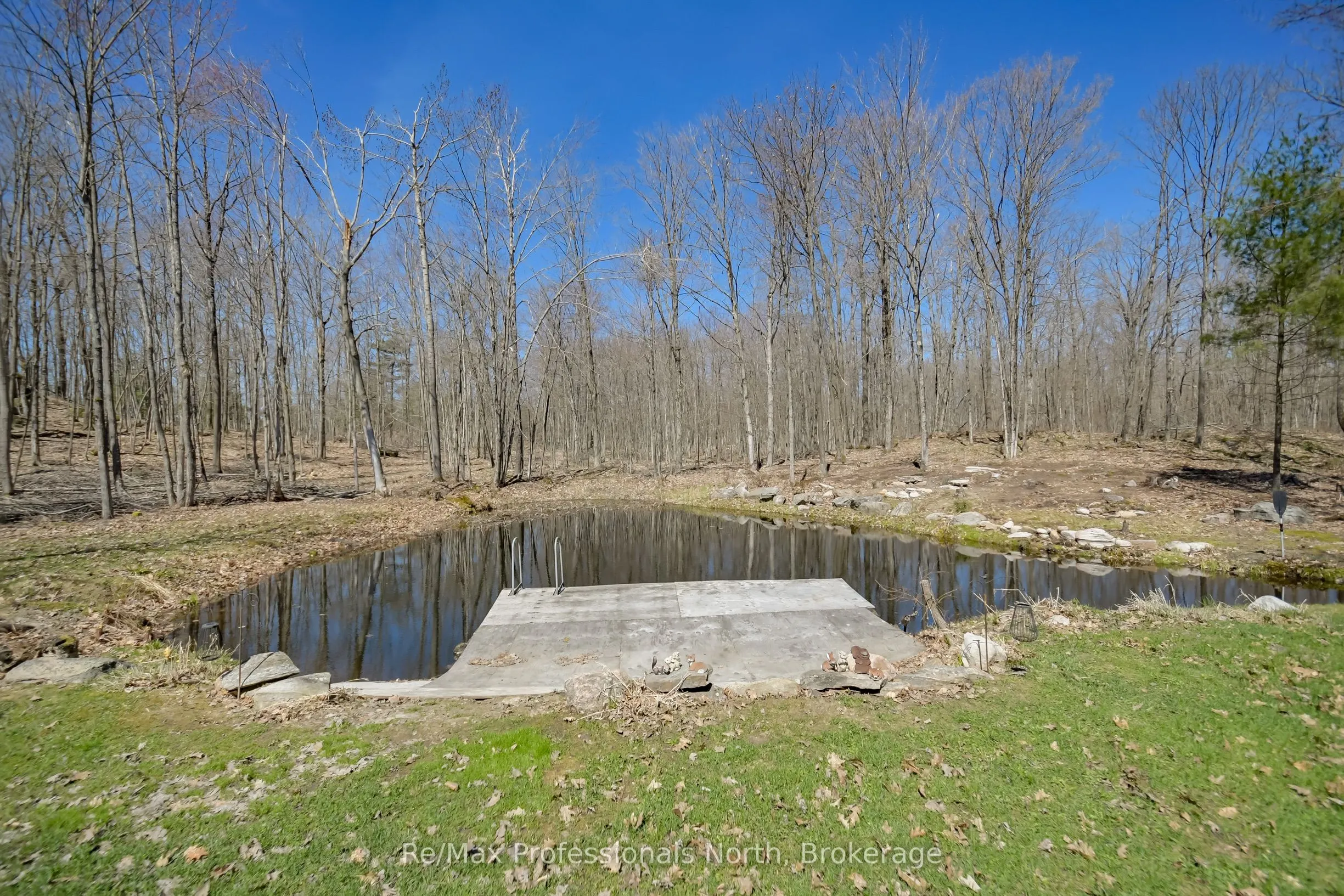 1017 BARLOCHAN Road