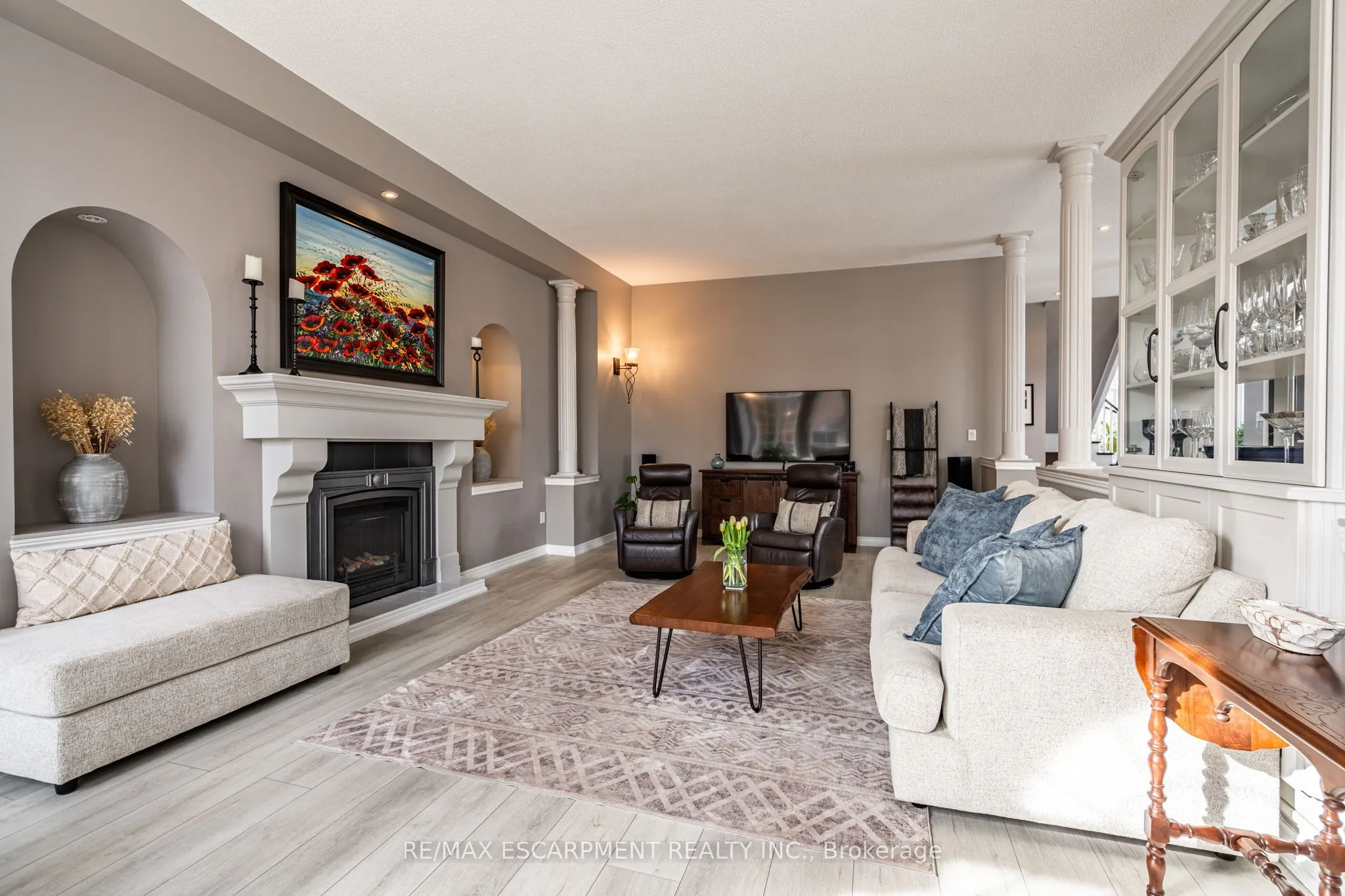 83 Southcreek Court