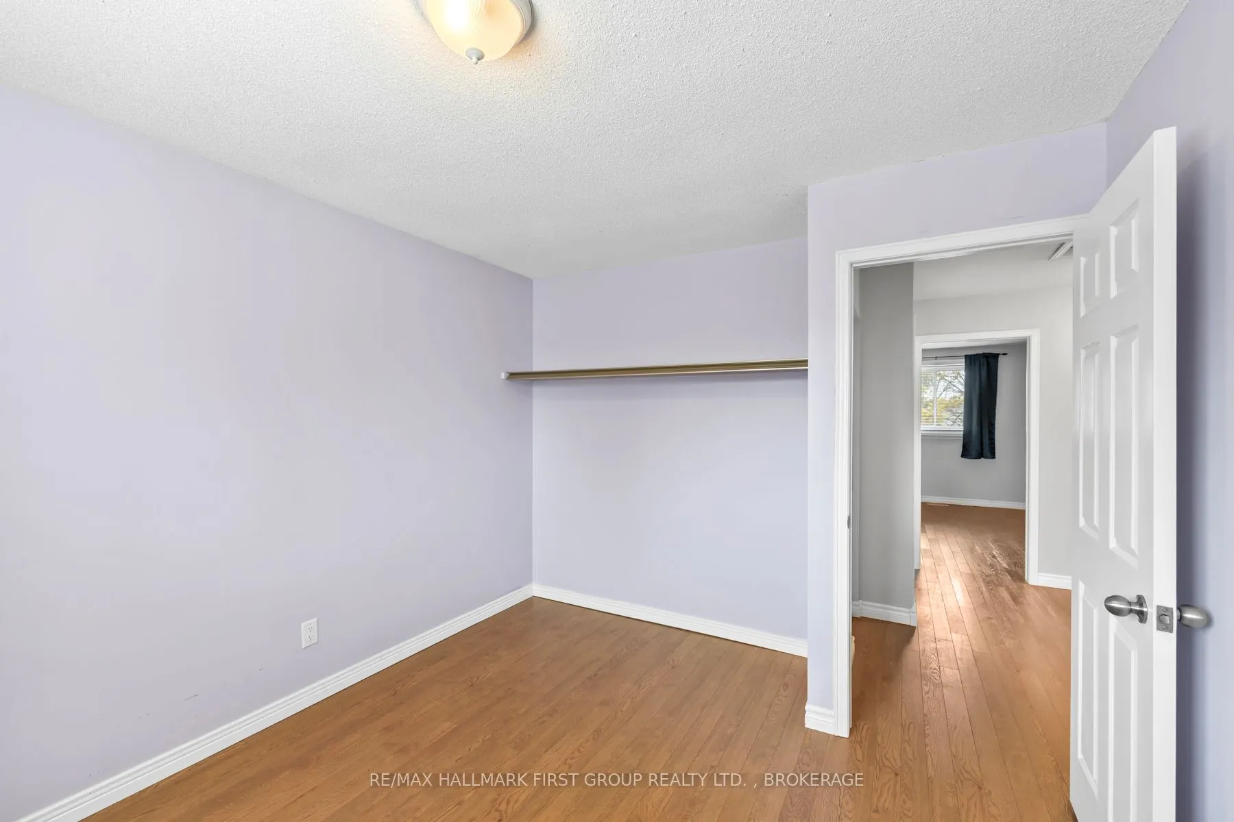 806 Cataraqui Woods Drive
