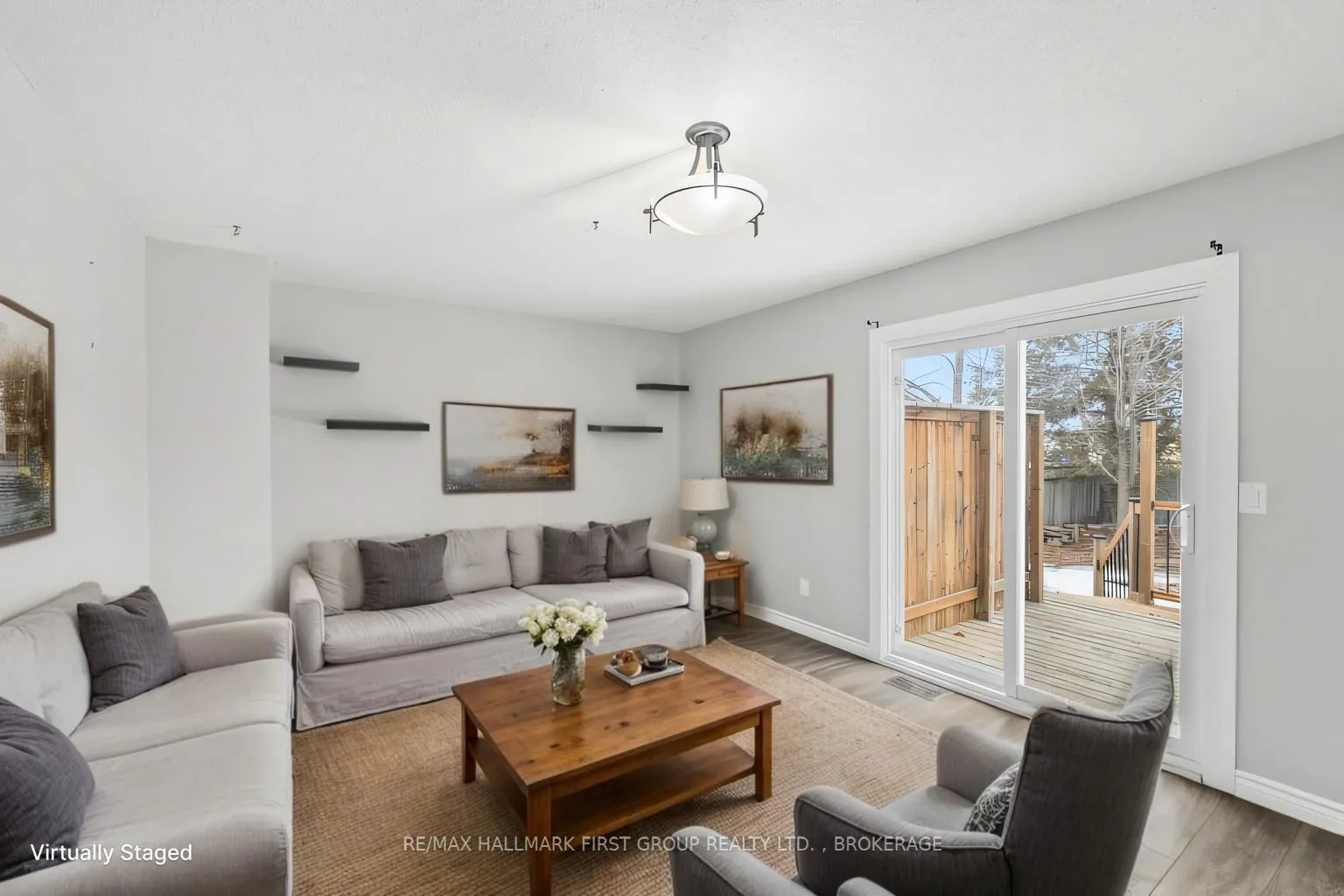 806 Cataraqui Woods Drive