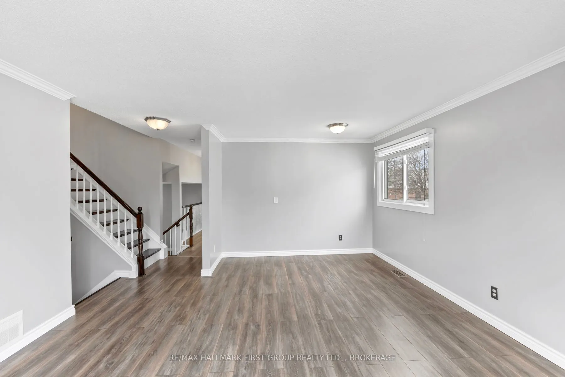 806 Cataraqui Woods Drive