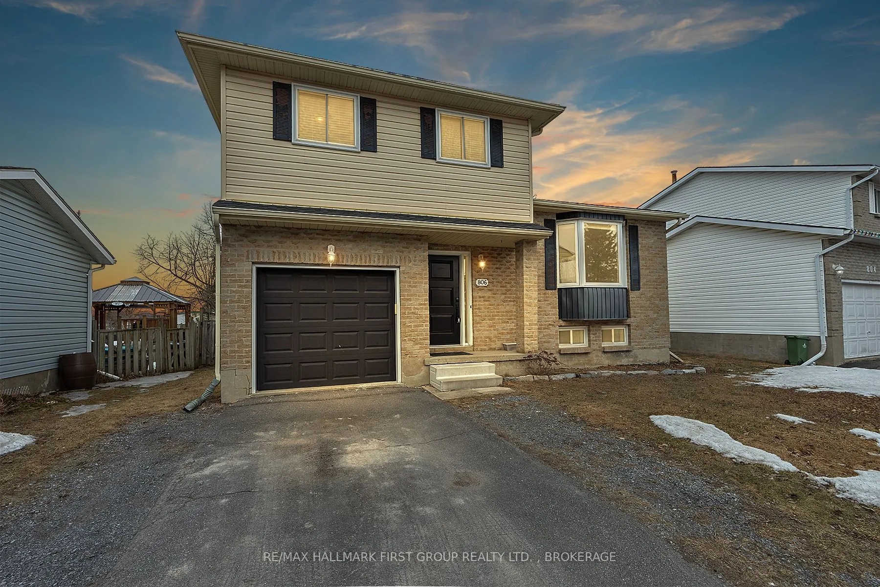 806 Cataraqui Woods Drive